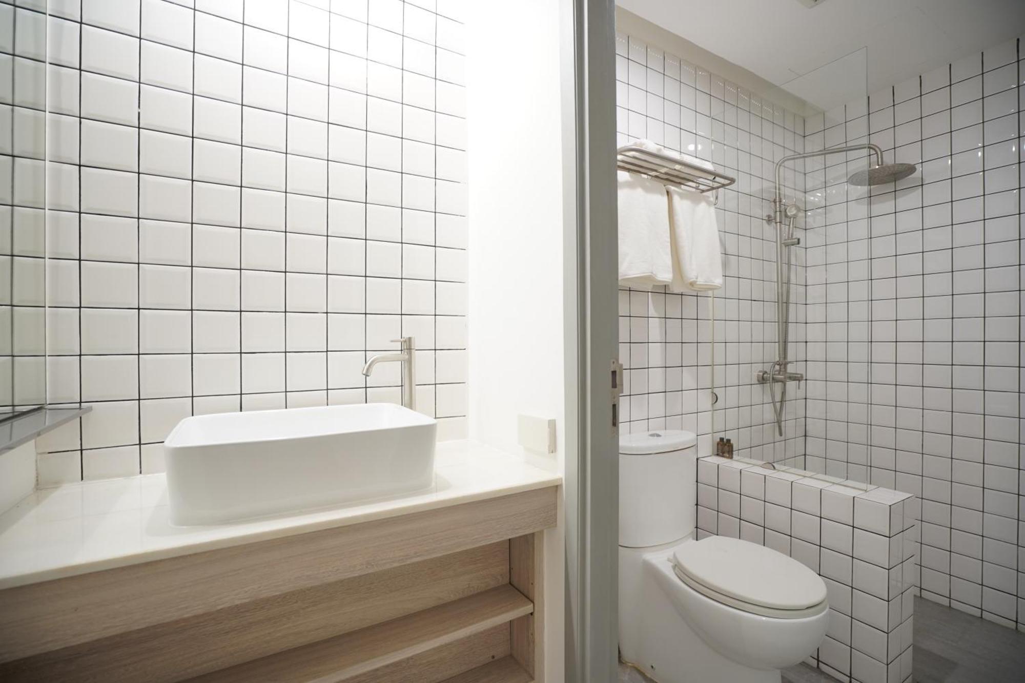 E11 Hotel - Bts Punnawithi Bangkok Dış mekan fotoğraf